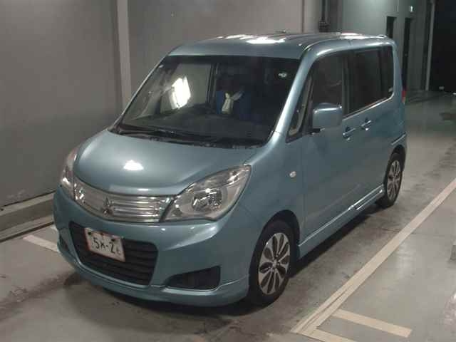 MITSUBISHI DELICA D2 2014