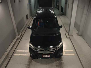 TOYOTA NOAH 2016