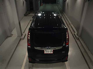 TOYOTA NOAH 2016