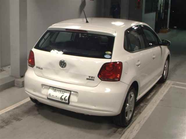 VOLKSWAGEN POLO 2014