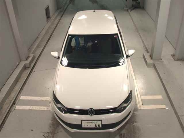 VOLKSWAGEN POLO 2014