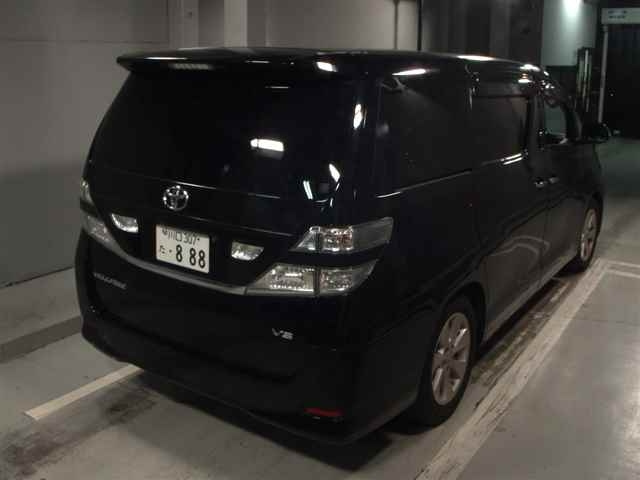 TOYOTA VELLFIRE 2010