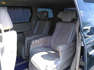 TOYOTA VELLFIRE 2010