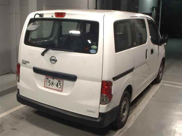 NISSAN NV200 2012