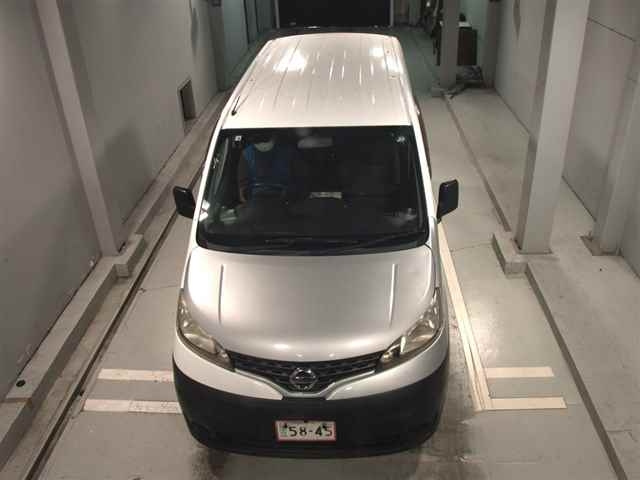 NISSAN NV200 2012