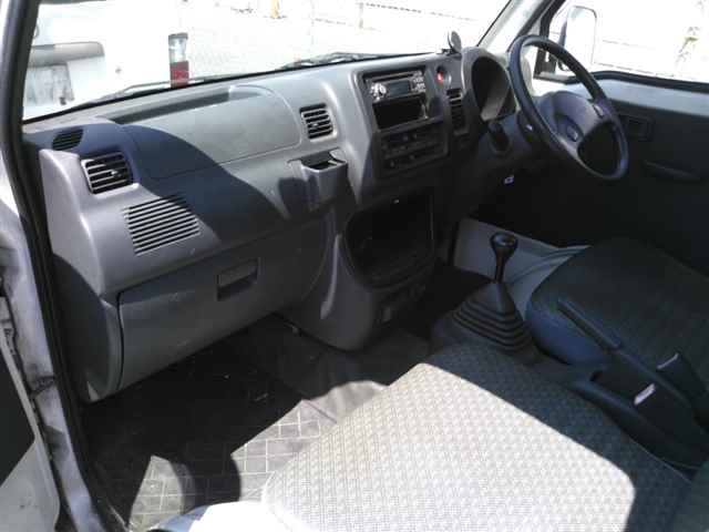 DAIHATSU HIJET TRUCK 2010