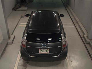 TOYOTA AQUA 2012