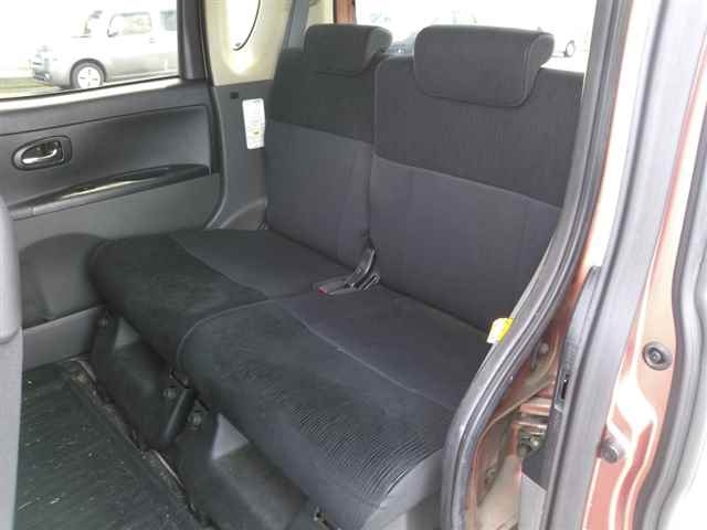 DAIHATSU TANTO 2010