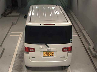 DAIHATSU TANTO 2013