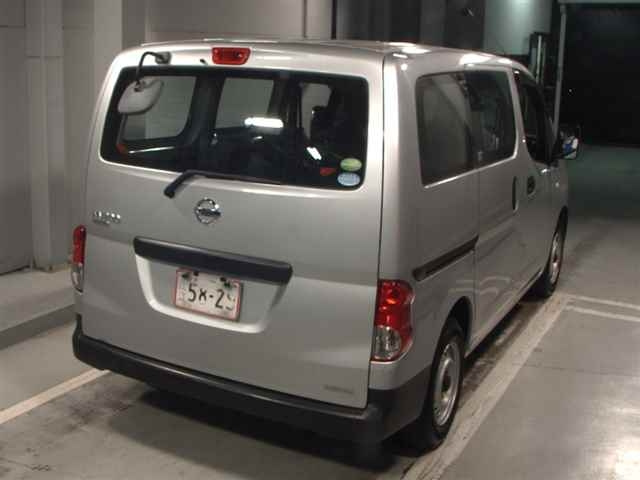 NISSAN NV200 2017