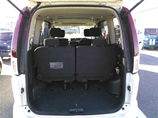 NISSAN SERENA 2008