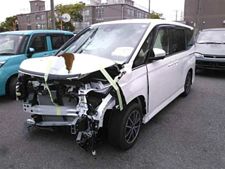 TOYOTA VOXY 2024