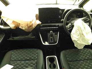 TOYOTA VOXY 2024