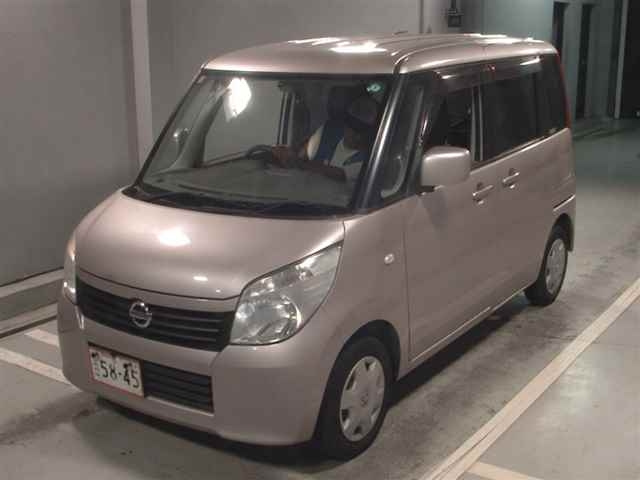 NISSAN ROOX 2012