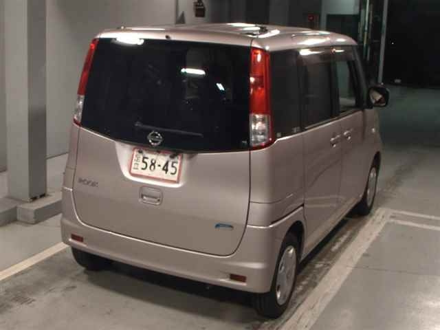 NISSAN ROOX 2012