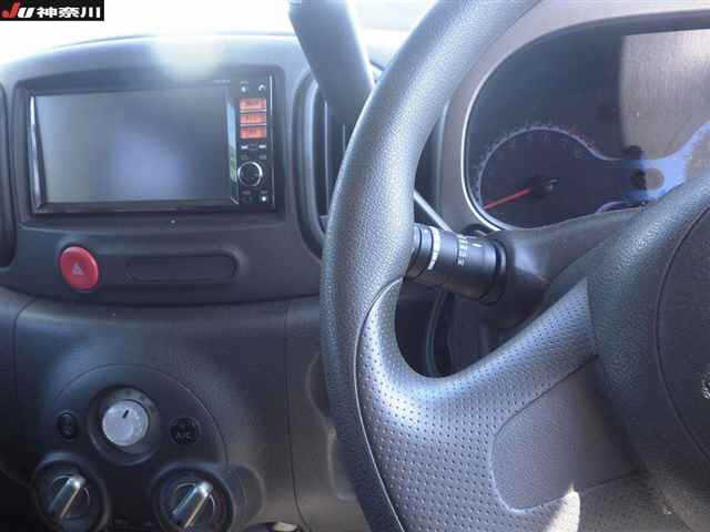 NISSAN CUBE 2011