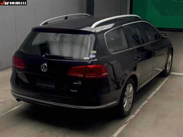 VOLKSWAGEN PASSAT VARIANT 2013