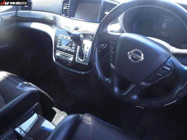NISSAN ELGRAND 2014