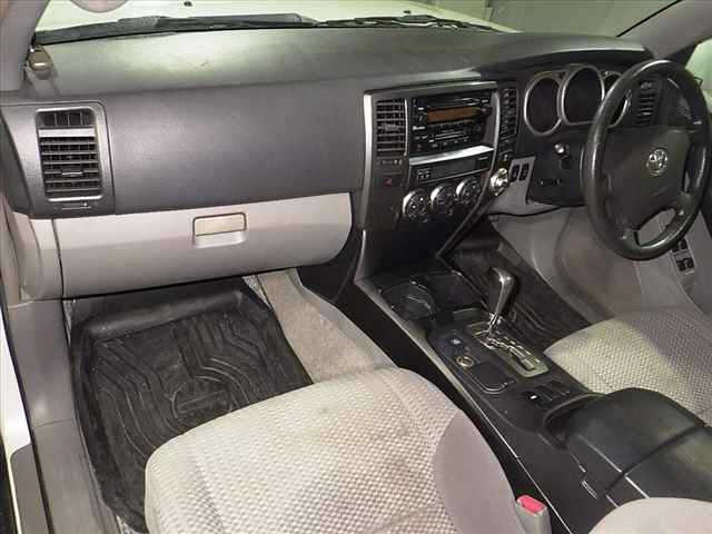 TOYOTA HILUX SURF 2009