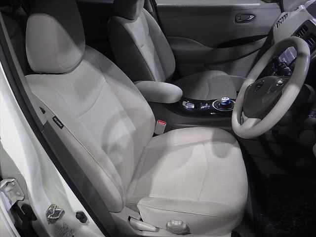 NISSAN LEAF 2011