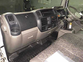 NISSAN ATLAS 2012