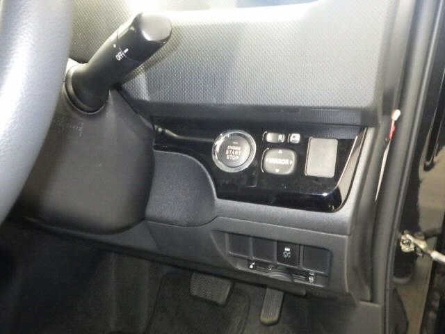 TOYOTA COROLLA RUMION 2014