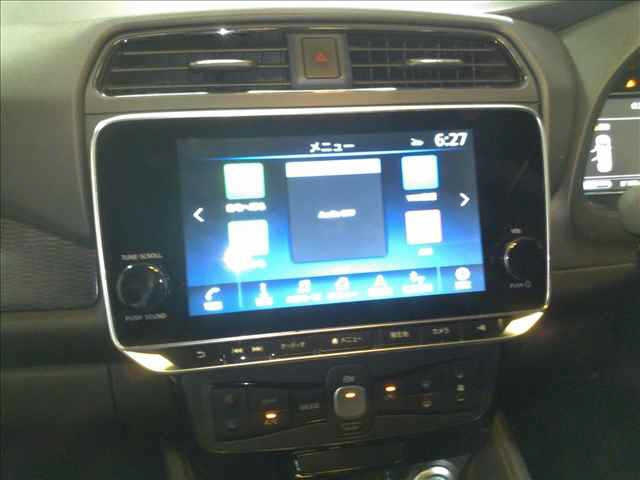 NISSAN LEAF 2020