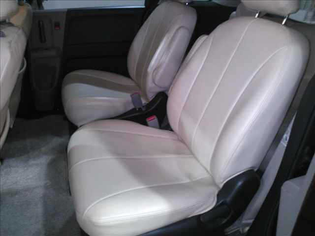 HONDA FREED 2010