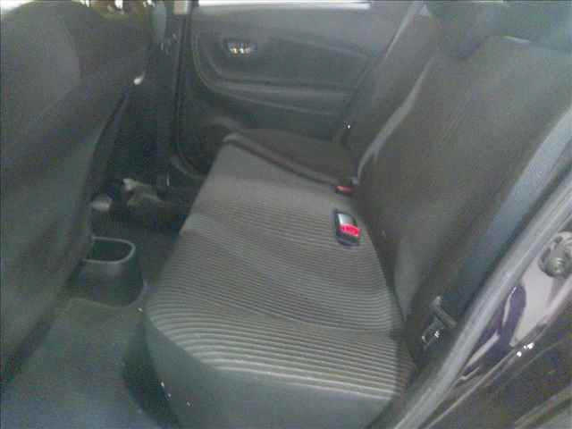 TOYOTA VITZ 2015