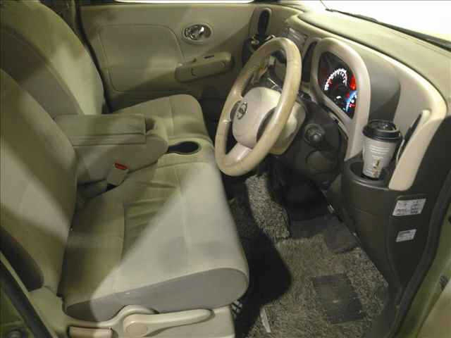 NISSAN CUBE 2010