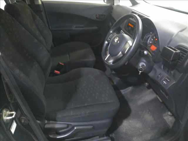 TOYOTA RACTIS 2012