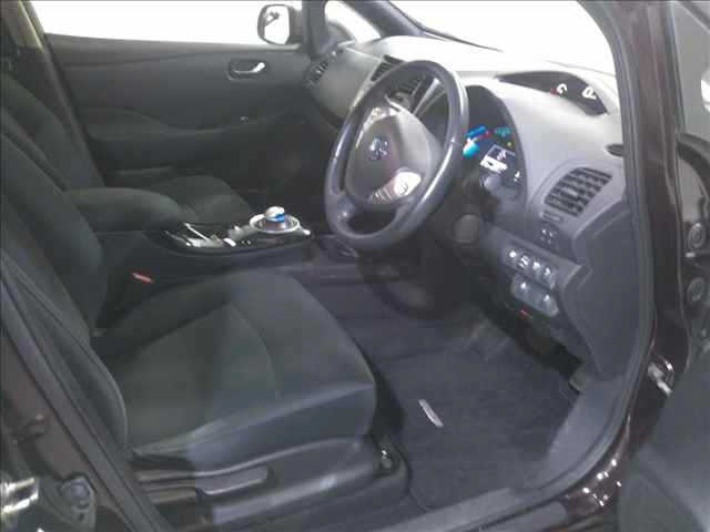 NISSAN LEAF 2014