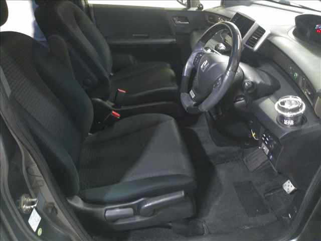 HONDA FREED 2012