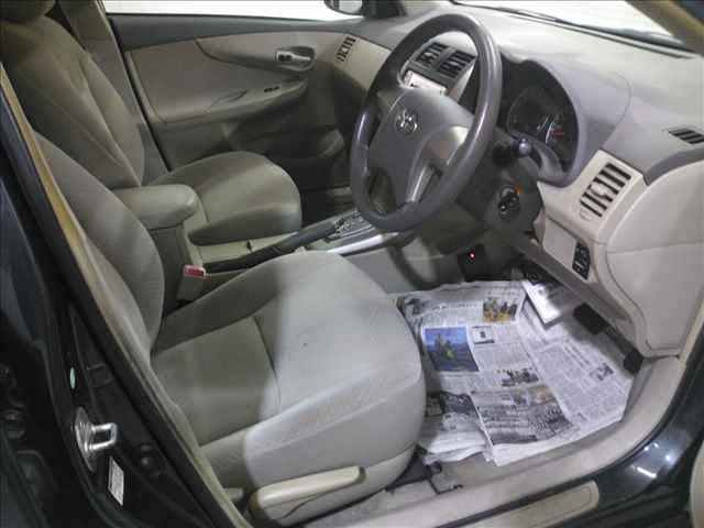 TOYOTA COROLLA AXIO 2010