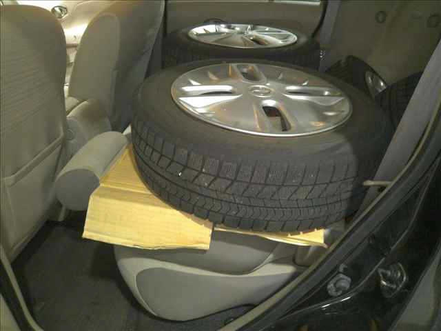 NISSAN CUBE 2010