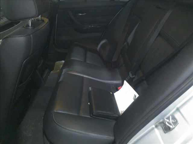 BMW 3 SERIES 2011
