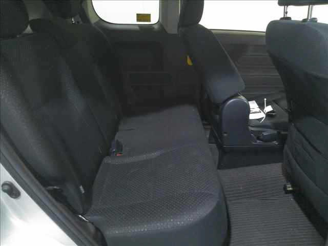 TOYOTA PORTE 2014