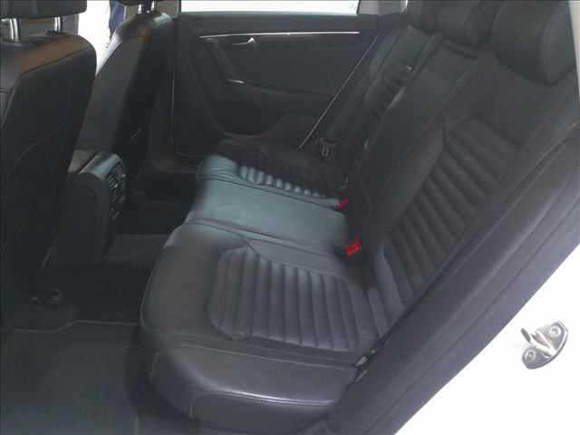 VOLKSWAGEN PASSAT VARIANT 2013