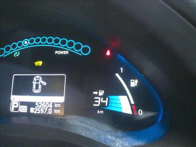 NISSAN LEAF 2014