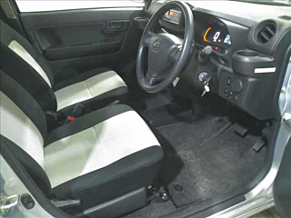 DAIHATSU MIRA E S 2020