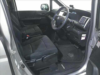 HONDA STEP WAGON 2010