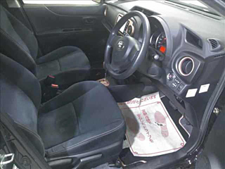 TOYOTA VITZ 2014