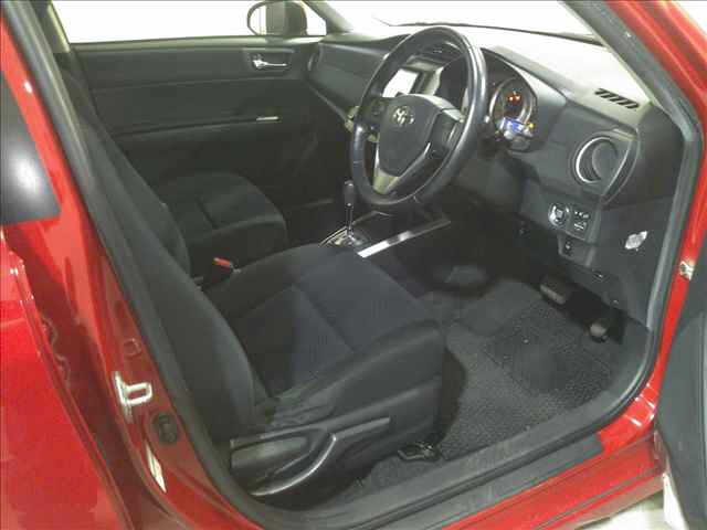 TOYOTA COROLLA FIELDER 2013