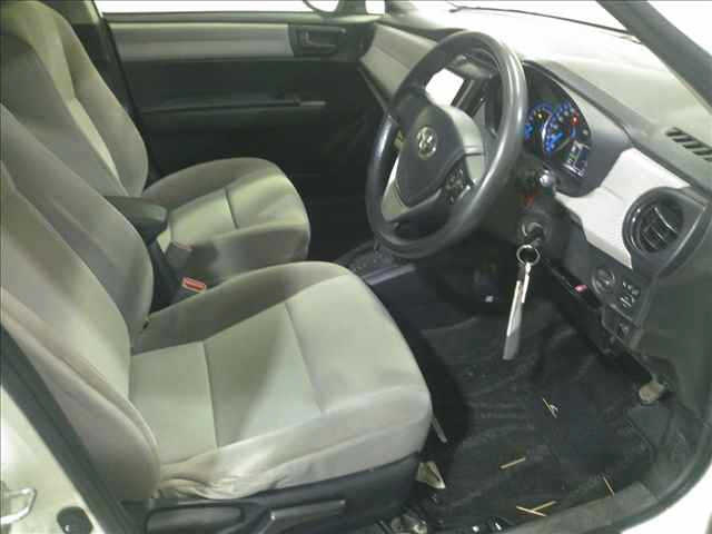 TOYOTA COROLLA AXIO 2014