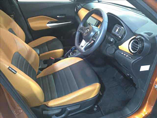 NISSAN KIX 2020