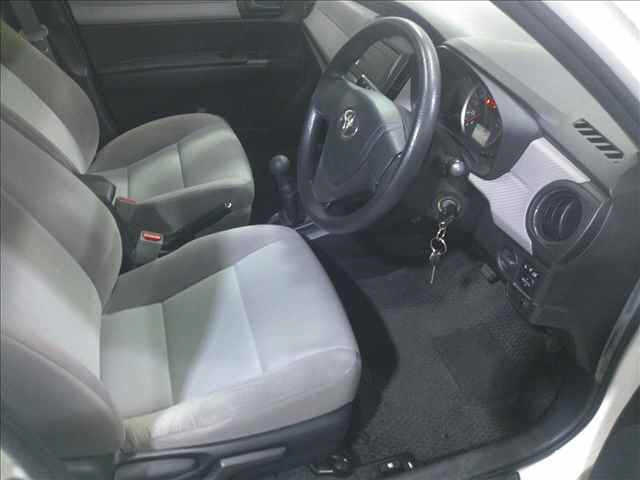 TOYOTA COROLLA AXIO 2014