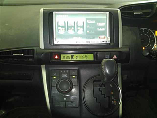TOYOTA WISH 2010