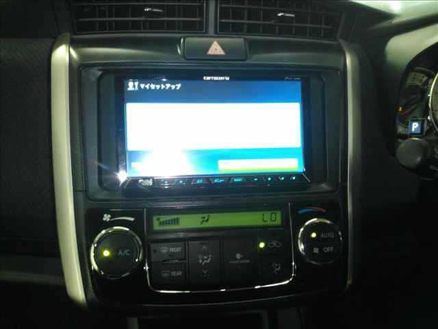 TOYOTA COROLLA FIELDER 2013