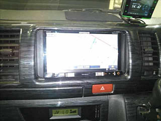 TOYOTA HIACE VAN 2010