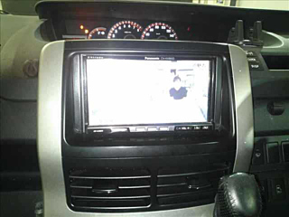 TOYOTA VOXY 2011